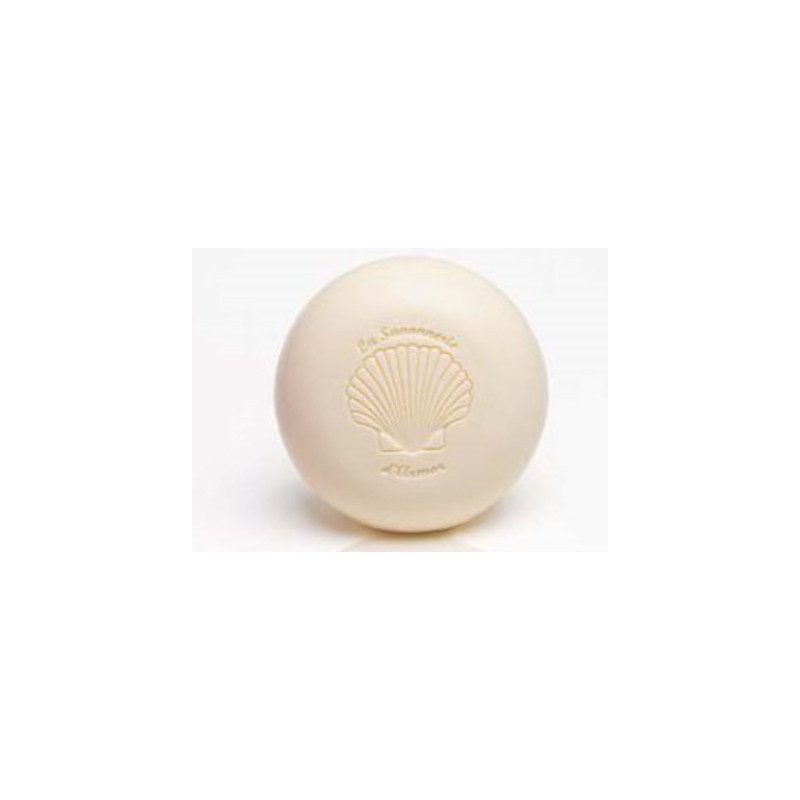Savon rond à la poudre exfoliante de coquille Saint Jacques, parfum Embruns, 150g Savon rond à la poudre exfoliante de coquille Saint Jacques, parfum Embruns, 150g
